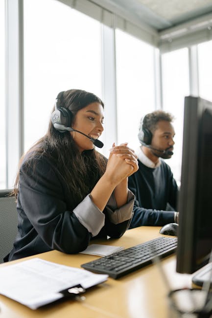 En este momento estás viendo «Diademas Inteligentes con IA: Mejorando la Interacción entre Agentes y Clientes»